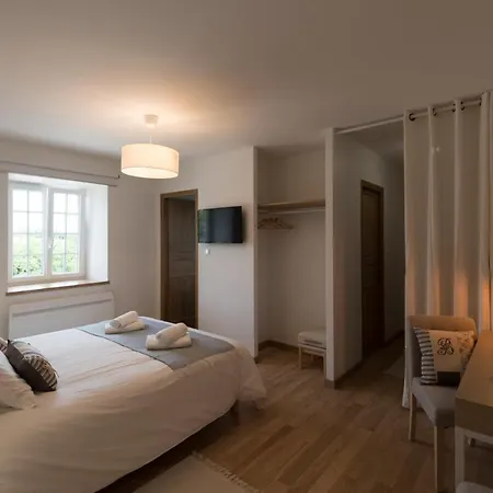 Πανσιόν La Vallee Joly Le Vast