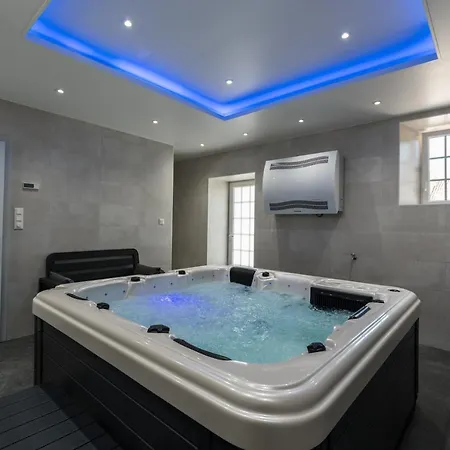 La Vallee Joly Le Vast