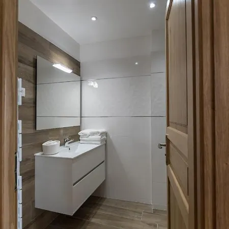 La Vallee Joly Πανσιόν