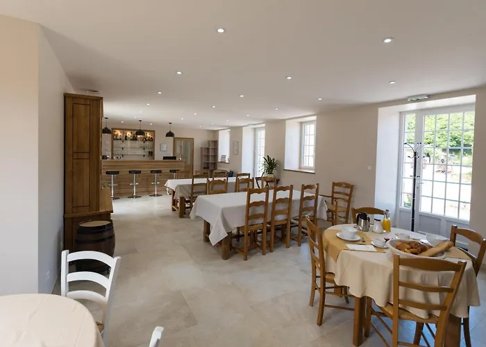 La Vallee Joly Le Vast